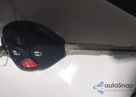 2011 Toyota Camry Le z USA, uszkodzony, nr VIN 4T1BF3EK5BU673800